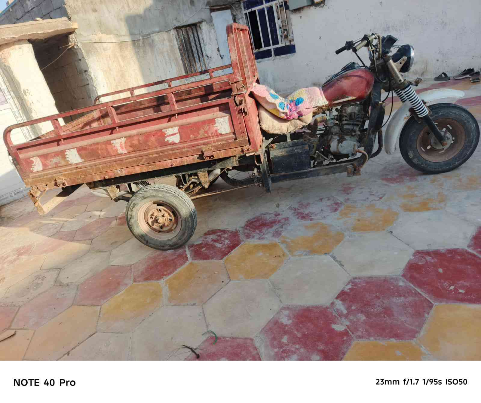 سلام عليكم سوته لبيع موديل 16ادوات أتعهد من سرقه او اي شي مكينه جديد تايرات جديد كله شغاله والباقي كدام عينك السعر 600وبيه مجال المكان ناصرية الشطره هاذ رقمي ‏‪***********‬‏
