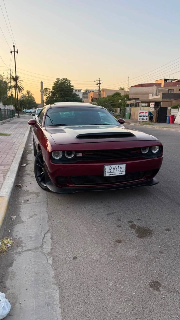 السلام عليكم
دوج جالنجر موديل 2019 +Sxt   فتحة 
رقم بغداد بسمي 
محرك 3600. V6   ماشية.       58 الف كيلو.  36 مايل 

حادث السيارة موضح بل صور حادث خلفي بسيط بجم كبس بدون ايرباك بدون دواخل جاملغات الامامية كلير بنيد مبدل (ديمون ) للجمالية و الاصلي مالتها موجود بس جارد 
وباقي التفاصيل موجودة بل سونار وصور الحادث مرفقة 
مكان السيارة بغداد / عامرية او حي الجهاد سعر السيارة 170 وبيها مجال ***********

