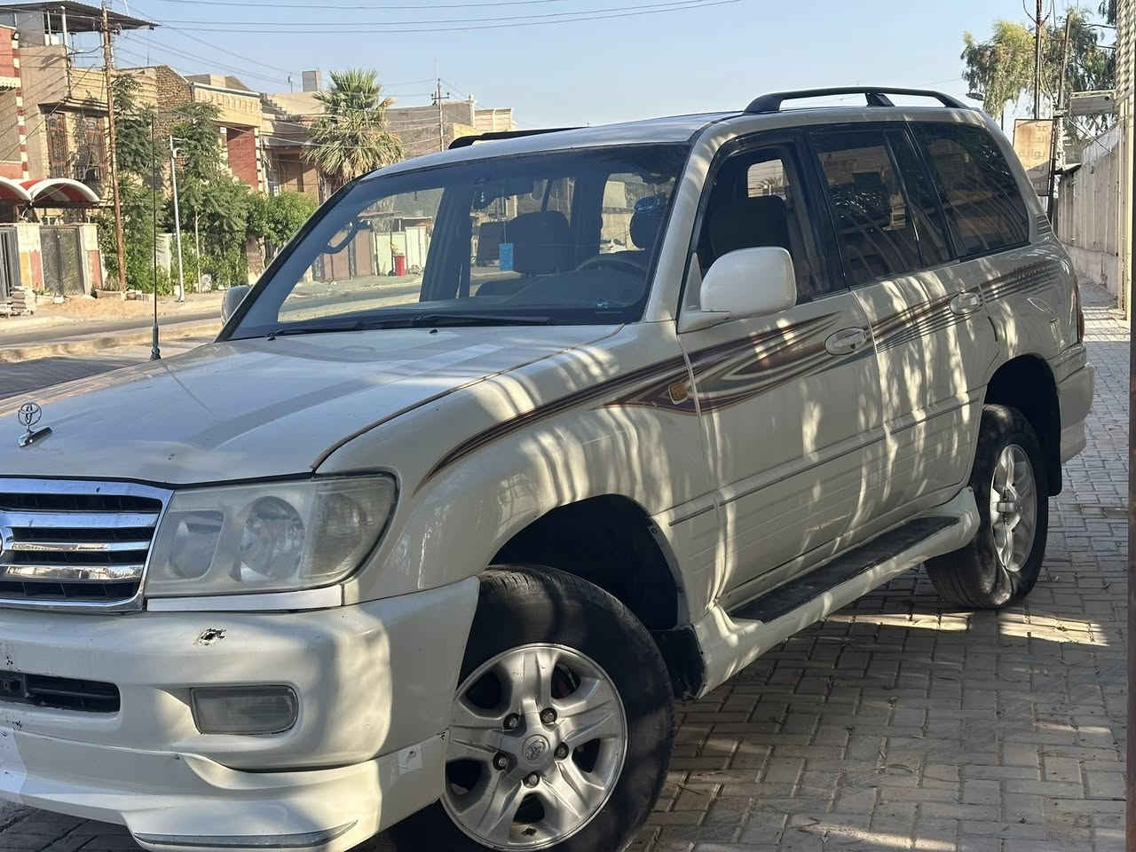 سلام عليكم للبيع او مراوس
ادوات متؤمه بغداد شرط الحاسبه 
سنويه اصليه 
لاندكروز مونیکا مكفوله من الكص ونقل الجثه 
فطیم 2007 VXR  محدثه 2008
نظيفة جداً خليجيه موصفات لكزس
8سلندر 4700 Cc 
دشبول ليزري 
زنون بلاد 
حساسات امامي خلفي بلاد
کشنات جلد کهرباء 
سلايد روف
جکات هايدروليك ثلاث وضعيات 
تخم تایر دلوب ياباني جديد + باتري جديد
تبرید ثلاث قطع ثلج 
کیر ومحرك كفاله 
السيارة مكفولة 
فول موصفات السياره كل نقص ما بيها 
ميكانيك و كشر كفاله 
العنوان بغداد 
السعر 55 وبيها مجال 
***********
