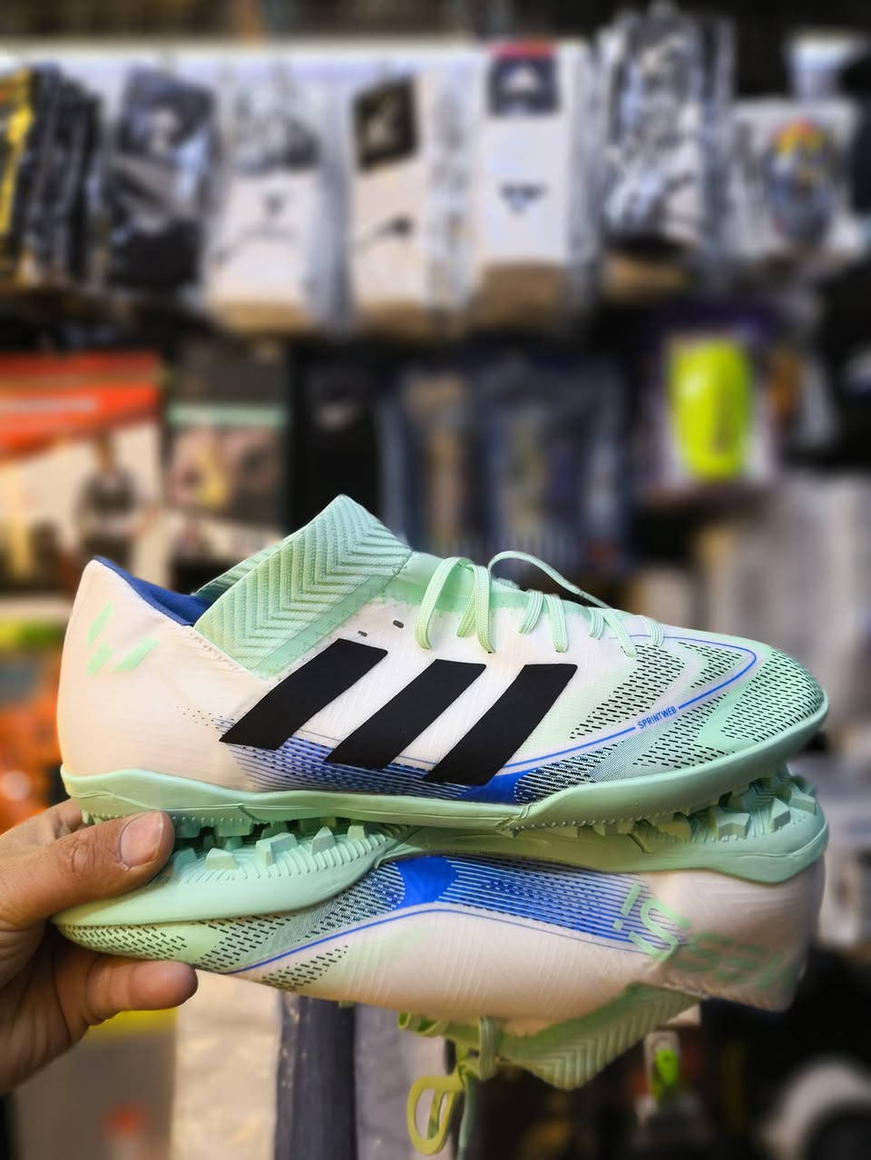 وصول وجبة جديدة حذاء ميسي فيتنامي  الاصلي 👟👟 

وليس تقليدي ❌ متوفر جميع الأحجام 39 40 41 42 43 44 45

بأسعار مناسبة جدا 25الف 

عنوان ديالى بعقوبه تحرير فلكه الاخيره ورا النجده مقابيل مختبر الهبه الجديد 
متوفر  توصيل الجميع المحافظات 5 الف


**إذا كنت صاحب هذا الإعلان وتريد حذفه لأي سبب، رجاءا أرسل رسالة إلى الدعم الفني**