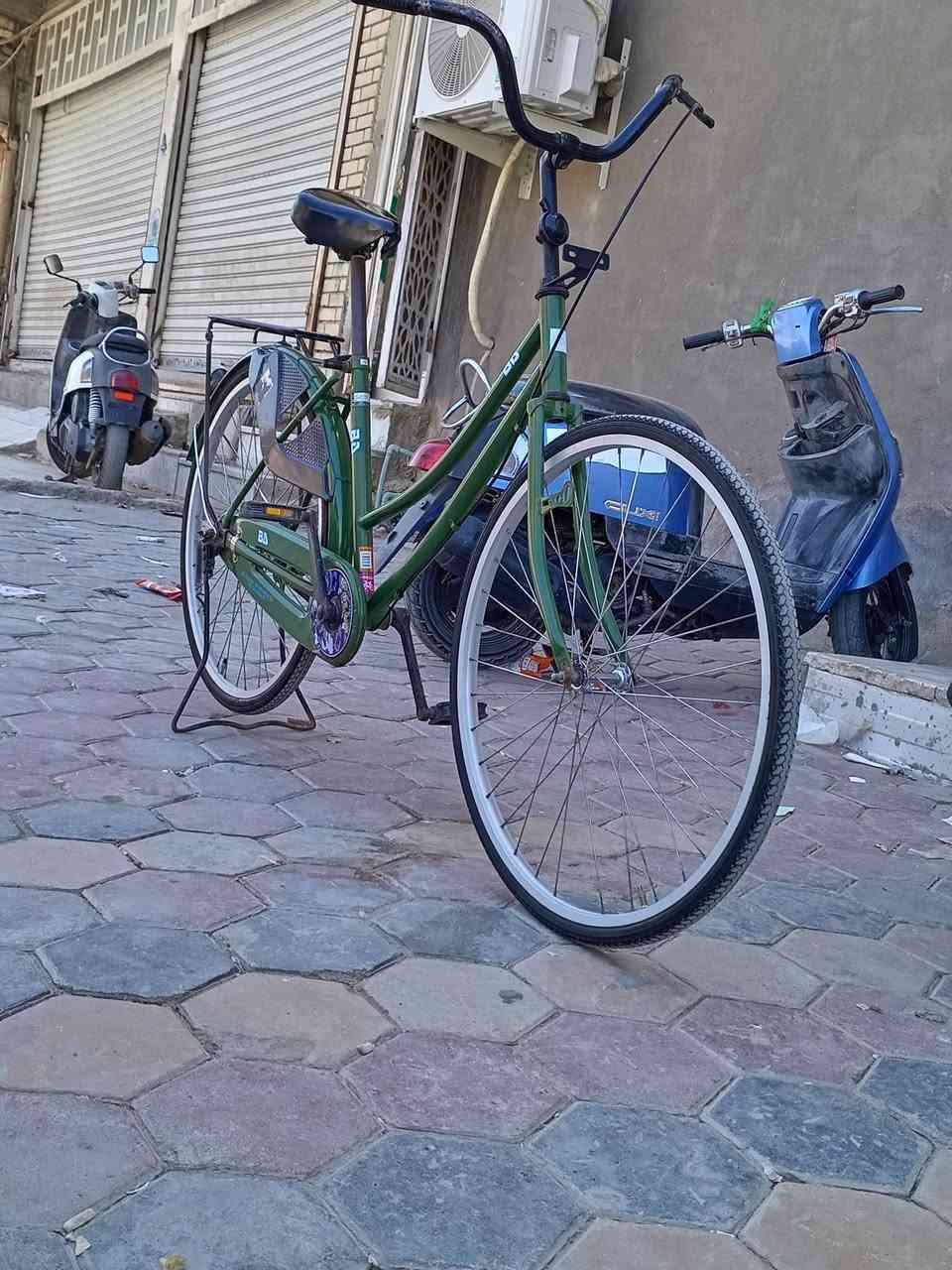 سلام عليكم بيسكل البيع السعر خاص وياه غراضه نضيف السعر خاص المكان الناصريه


**إذا كنت صاحب هذا الإعلان وتريد حذفه لأي سبب، رجاءا أرسل رسالة إلى الدعم الفني**