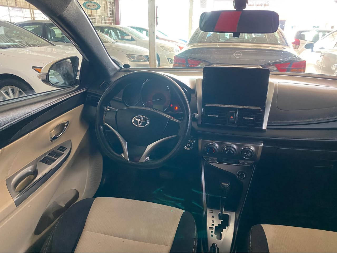 يارس موديل 2015خه ليجى مه كينه گه وره سه ياره يه كى جوانو نويه مواسه فات فوله به سمه و ئاوينه شه فتو لايت زينونه سه ياره كه بونيتو جاملخى سبوخه دوو جيگاى بجوكى ته حديله داواى 107وه ره قه ى ده كه م كه مى مه جال تكايه موشترى نى ته له فون بكه  ناو نيشان هه ولير محرز ئه مين. 
*********** أربيل, العراق
