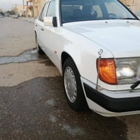 مرخصت مدير الكروب المحترم   مارسيدس دب موديل 1986   بدون ظربه صبغ حزام...