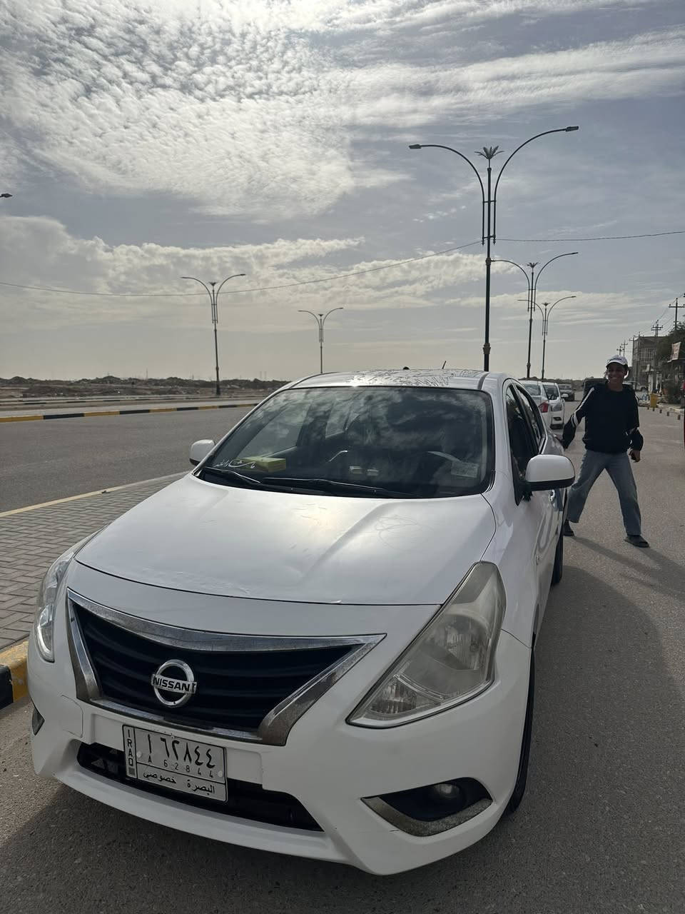 نيسان صني ٢٠٢٠ هندي بليته زركه ١٠٠ وبيها مجال مكاني بصره مقاولين بيها طخات بسيطه  ولسونار موجود بل صور سنويه منتهيه رقم بصره شرط التحويل راعيها بل حكيميه للتواصل 
***********
