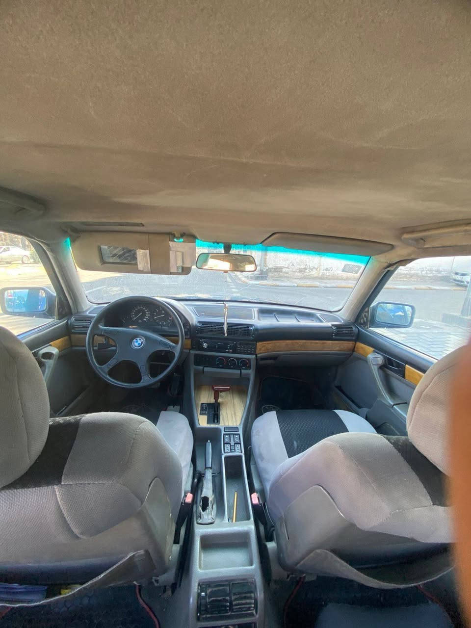 سلام عليكم 
BMWللبيع رقم سياره انبار سنويه لل27
حجم 735موديل 89 بدون فتحه سقفيه 
كير ومحرك مكفولات لا نقص ولا تبخير 
سياره جاهزه خير من الله 
مكفوله من البجم للبجم 
تخم تواير  وباتري جديد تبريد وتدفئه ويا السويج 
صبغ عام جماليه لا ضربه ولا سمكره جماليه عنوان السياره فلوجه
سعر 47وبيها مجال حك الجيه الاستفسارا
لاتصال ع الرقم ***********
