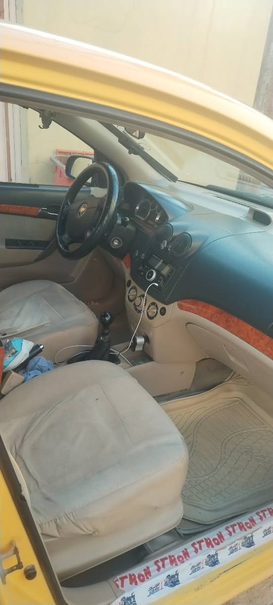 افيو ١١ مكفولة من الضربة فقط صبغ باب السايق نص
حداديه جديده منظومه تبريد قبل شهر شديتها سنتر لوك
تخم تاير السياره ناعمه وتراي حلو
مصفره غرامات وهيئة رقم انكليزي بغداد 
***********
