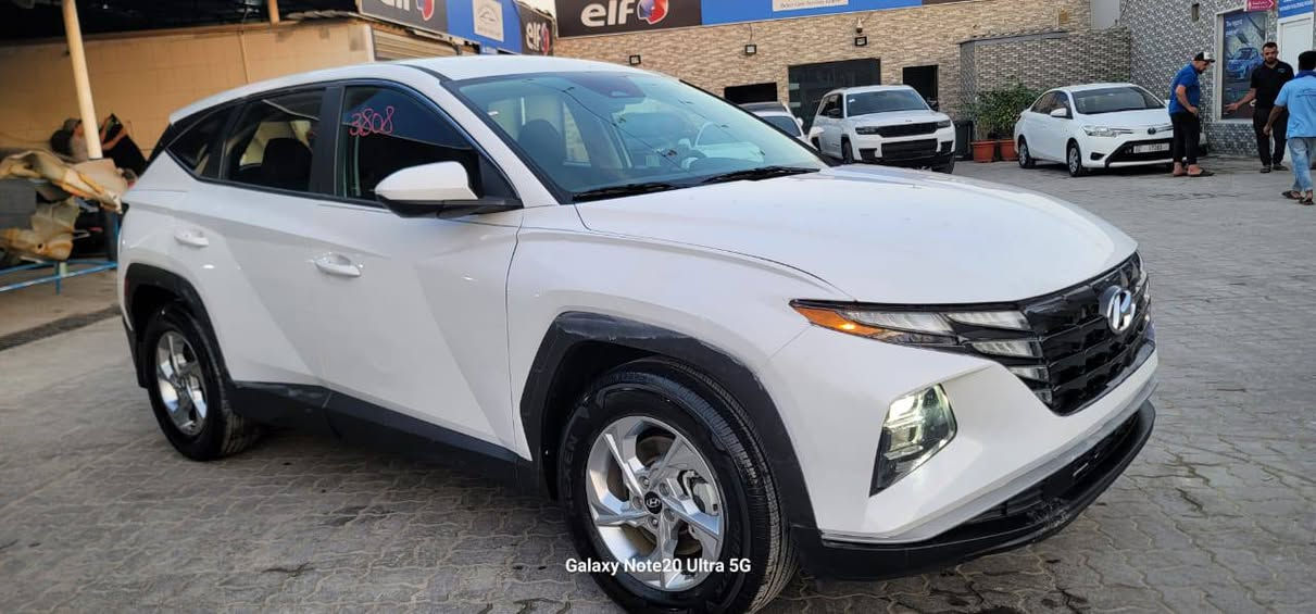 هونداي توسان 
موديل 24 
ماشيه 10 الاف 
جديده بالباكيت 
مكينه جي دي اي تنفس طبيعي
السعر جوه السوك بهواي 
160 $ فقط 
واذا اكو هيج سياره بهذا السعر 
اني اغرم والله . .بس لظرف صار والحمد لله عل كل حال 
الاتصال ***********
واني حاضر تراسلني واتساب ادزلك صوره . 
كل التفاصيل مذكوره الشطره, ذي قار
