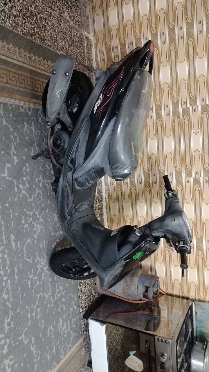 سلام عليكم حبايب دراجة ماكس عدلة بعدهة جديدة كلشي بيهة بلادي دراجة كلهة ختم واحد مكينة بل كارتون الي راغب بل شراء يتفضل *********** مكاني مدينة صدر
