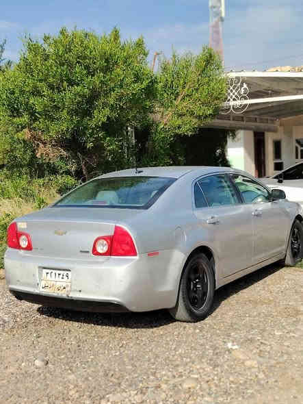 السلام عليكم 
ماليبو 2011 للبيع نضيفة جداً 👍
السعر مناسب ( ٧٩ ورقة وبيها مجال)🔥
مواصفات معروفه
محرك ٢.٤ المرغوب 
ضرر قطعتين باب السكن والامامي والسكن الخلفي 
السيارة جاهزة من كلشي 
مكان السيارة كركوك الحويجة
للاتصال ***********
*********** الحويقة
