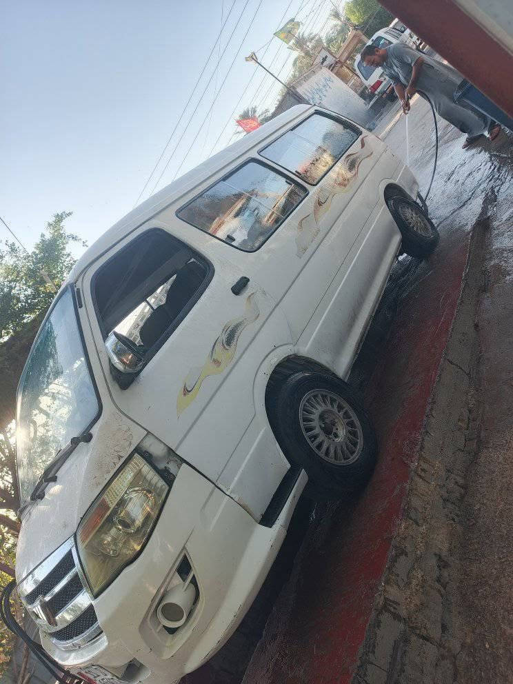 سلام عليكم فتون موديل ١٢ رقم بغداد نكليزي نقصها بس داخل مكينه وكير جدد مكاني بغداد الكاظمية رقم الهاتف *********** السعر ٥٨
