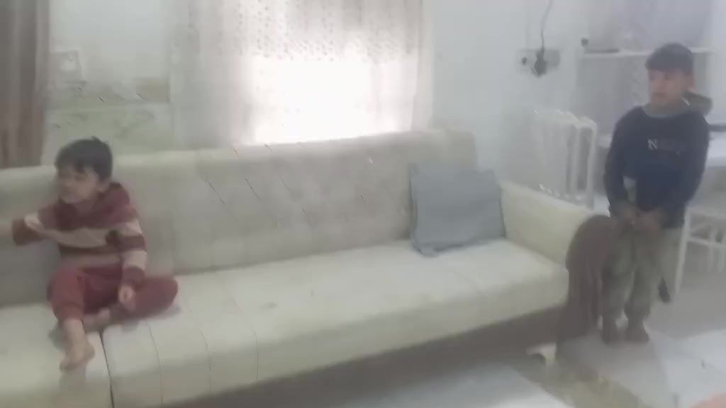 للبيع اسعار كله بيه مجال لشراي
التخم ب300 الديوان 200المجمده 125الكاونتر ب400البوفيه ب50 كلهن مابيهن ضرر فقط الكاونتر بي هذا لكسر لواضح بلصوره والبوفيه عوزه جام ويدات   مكاني ال حمد نزله شيخ سامي


**إذا كنت صاحب هذا الإعلان وتريد حذفه لأي سبب، رجاءا أرسل رسالة إلى الدعم الفني**