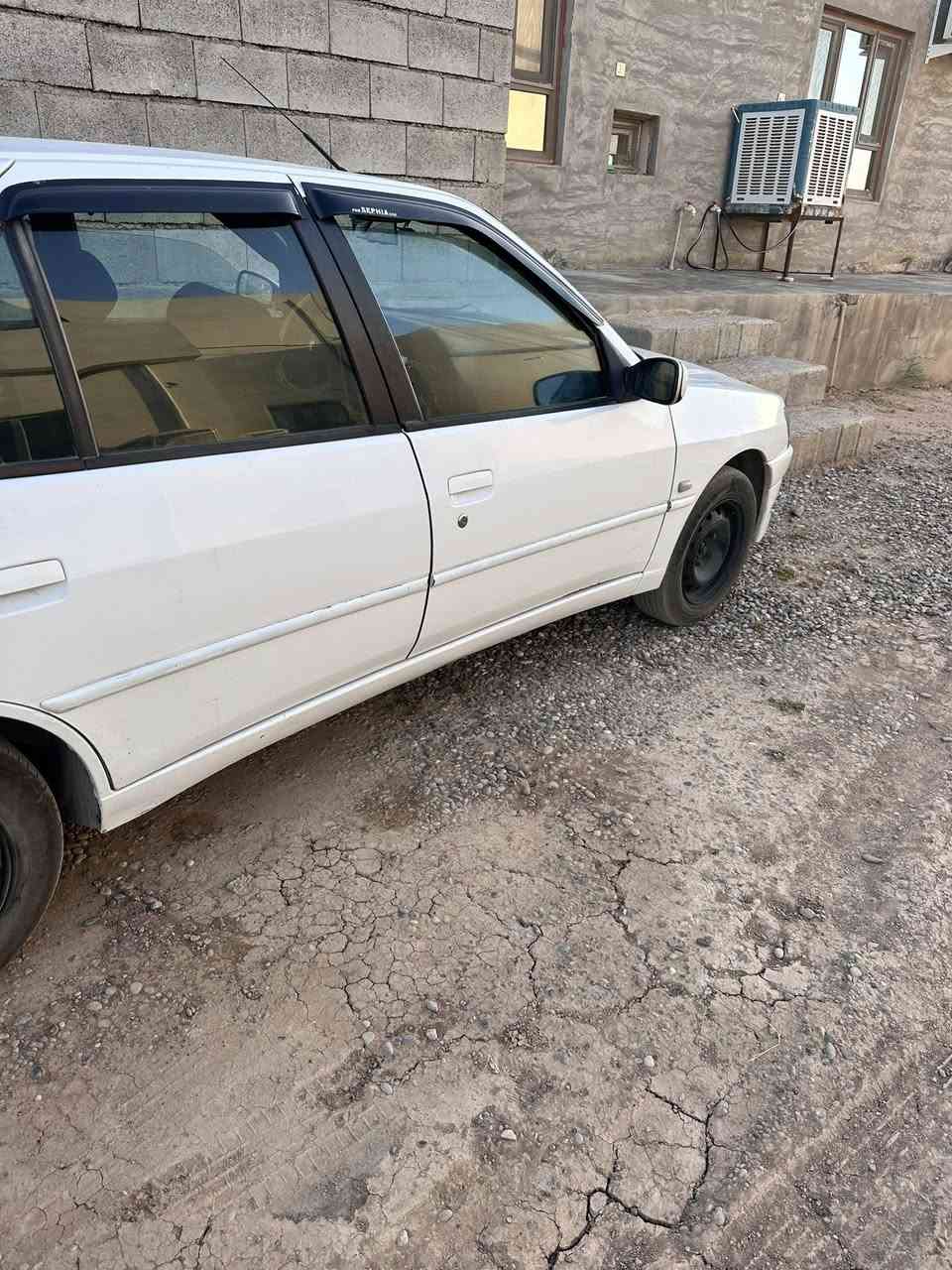 السلام عليكم بيجو بغداد الماني بدون صبغ كامله مابيها نقص سعرها 55 وبيها مجال باتري جديد وسلف جديد ومنضومة تبريد كمبريسر وفريز جدد تخم تاير جديد ***********
