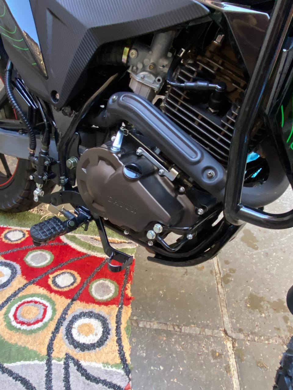 سلام عليكم دراجه دافنجر المحرك 300c
دراجه زيرو ماماشه صار شهرين من اخذته 
رقم اربيل الوحات اثنيث 
الرقم ***********
العنوان بغداد مدينه الصدر
