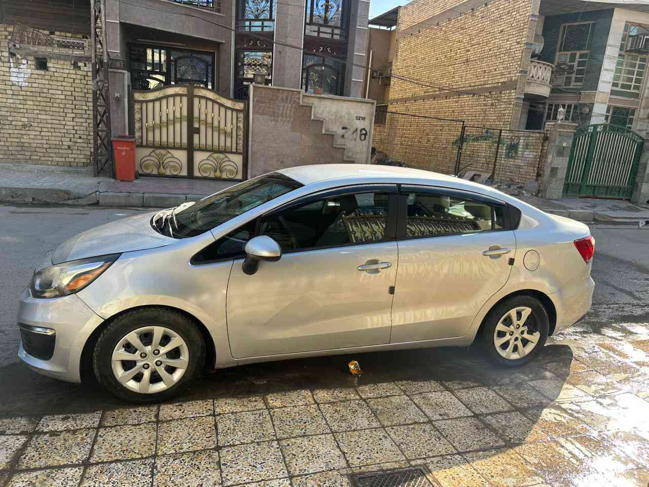 السلام وعليكم
كيه ريو وارد امريكي موديل 2017 ماشيه 89
سياره فووول نظيفه ما بيت سعره93  بيه مجال
‏‪***********‬‏ سونار داخل المنشور
