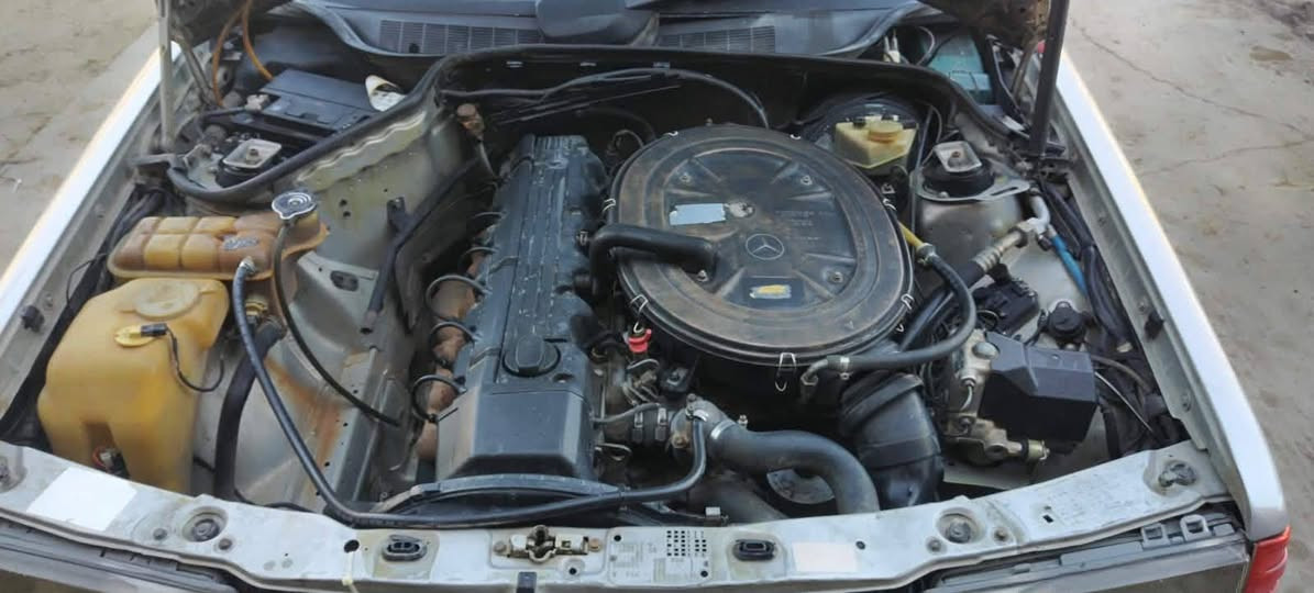 مارسيدس ١٩٠ طيارين موديل ١٩٩٢ لون رصاصي جام اربعه كهرباء كشنات كهرباء صدر امامي خلفي جديد تخم تاير مكينه وكير شرط ترايه ٢٠٠ شرط لاتبخير ولاتنقيص بس تبريدها مايشتغل فقط رقم صلاح الدين دولي تحويل مباشر السعر 60 وبيها مجال العنوان صلاح الدين سامراء التواصل ***********
