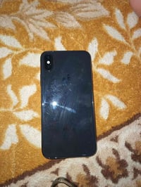 ايفون للبيع xعادي   شرط مامفتوح   البطاريه 76 مامبدله  الذاكره 64 فيس ...