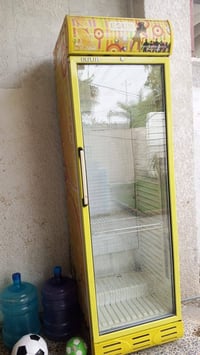 ثلاجة • مستعملة