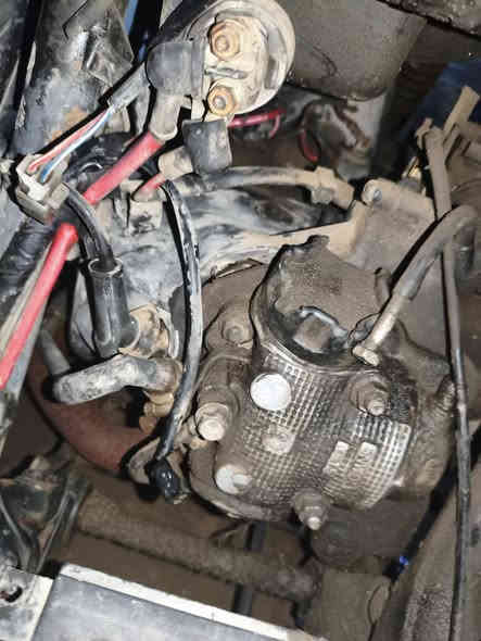 140 طافيه للبيع سعرها 75 وبيها مجال *********** مكاني بغداد شعب
