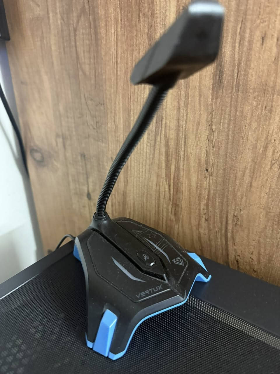 السلام عليكم تجميعه للبيع 
مع جميع الملحقات 

السلام عليكم 
Cor i5 12400f
Prime H610M-k D4
Rtx 4060 msi 8g 
Ram 16g corsair vengeance rgp pro 2×8
Ssd 512 lexar nm 620
Keyboard redragon
Case من شركة aura
Mic vertux
مبرد معالج مع ٢ فانات
شاشة msi 144hz
جويستك كيم سير
سماعة هايبر اكس كلاود ٢
السعر مليون و٥٠ الف 
للتواصل 
***********
