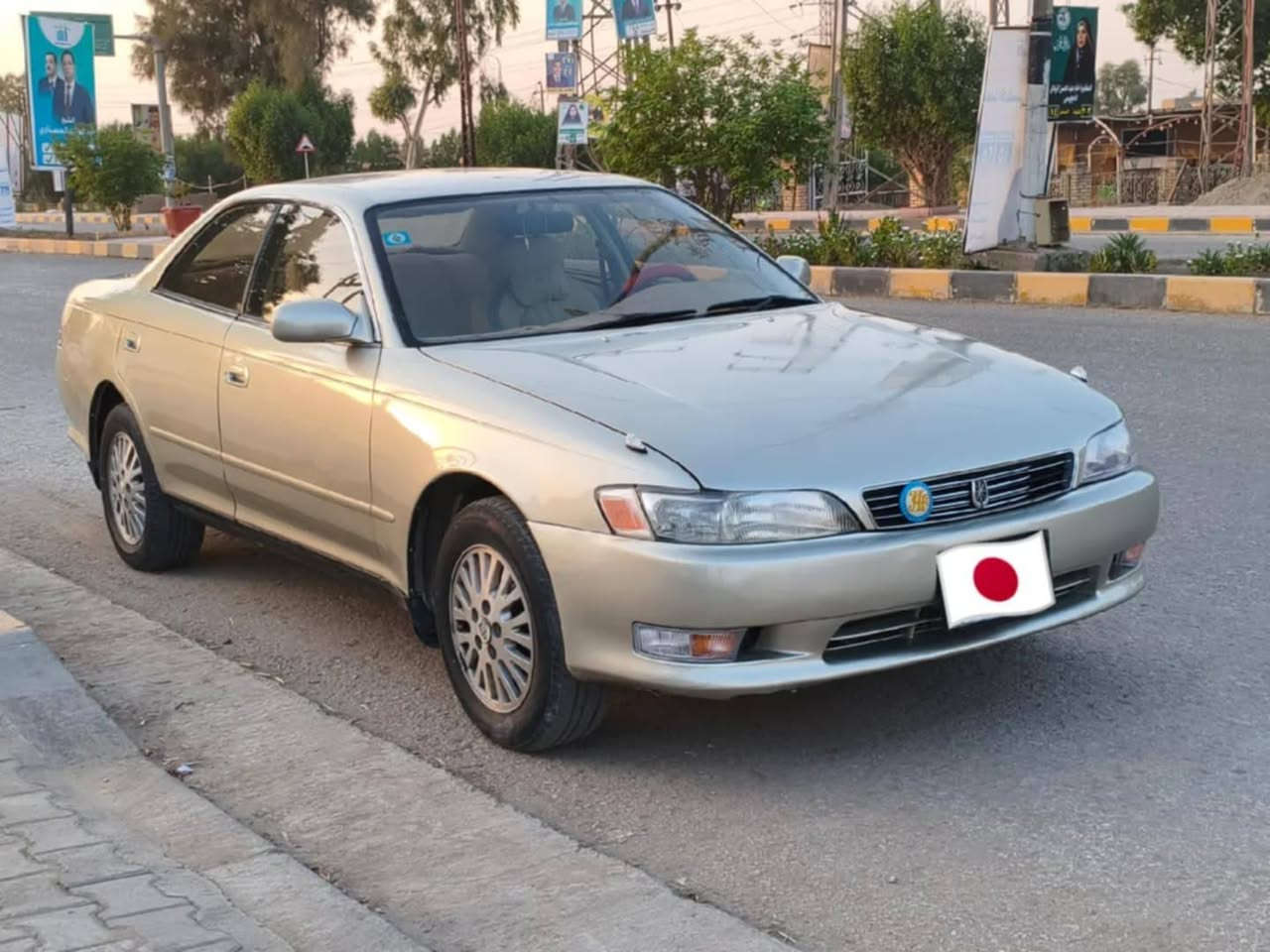 سلام عليكم سياره مارك نفخ مديل 94 رقمه بابل نكليزي سياره بيه كفر كصه خلفي من ليابان مو هنا والباقي مكفول مصبوغه عام جماليه  سعر 58وبيه مجال مكاني نجف ناحيه حريه الشراي بي خير ويدلل ***********
