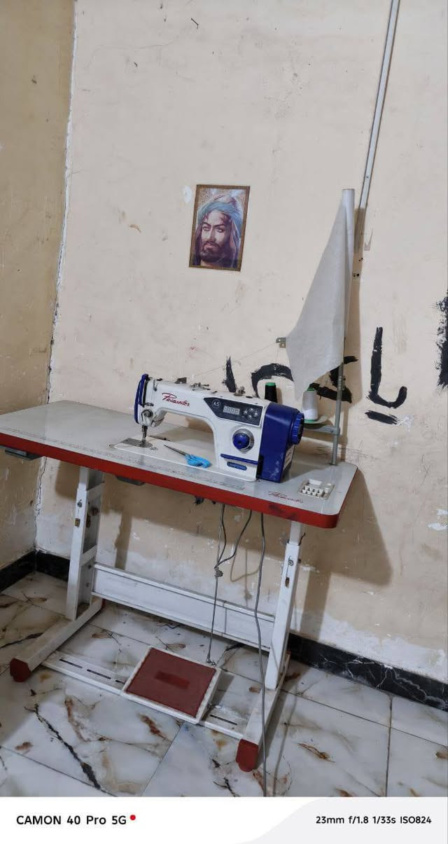 السلام عليكم مكينه للبيع باستر نظيفه كولش العنوان كربلاء المقدسة الملحق حي ألشهداء  السعر 275 وبيه مجال ***********
