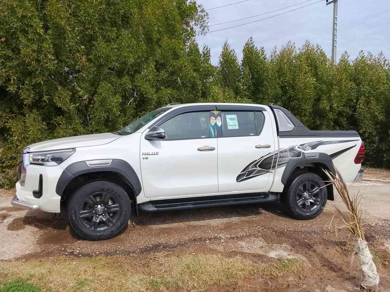 للبيع هايلوكس ٢٠٢٢ نهرو رقم اربيل سنويه مجدده لل٢٨ ماشيه ٨٥ كفاله عامه من كل شي سياره حلوه وجديده للإستفسار اتصال بلرقم *********** اتصل وبيك خير  وتدلل واسط الكوت
