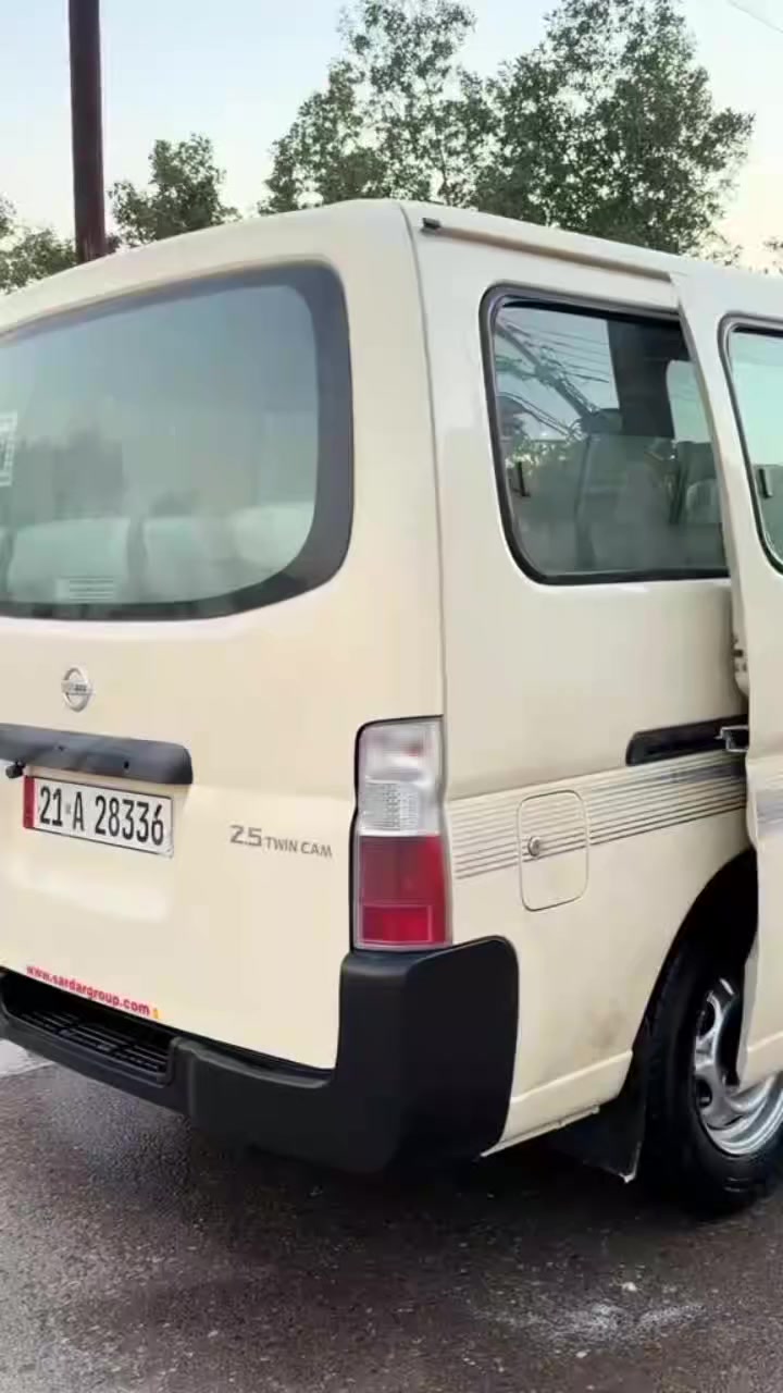 سلام عليكم سياره نيسان موديل 2011 سياره كفاله عامه كير محرك صدر اكسن تخم تاير جديد قبل سبوع كل وضع شريكه كشنات الخلفي محور مال كوستر سياره احلى من اصور رقم هاتف *********** مكان بغداد جسر ديالى
