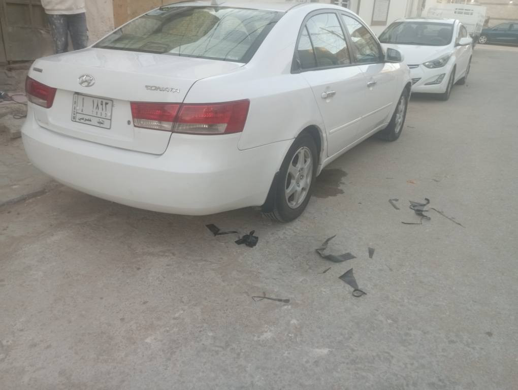 السلام عليكم سياره للبيع النوع سوناته مديل 2007 خليجي رقم نجف محرك وكير تبريد تمام جاهزه بيع او مراوس  مكان السياره النجف *********** السعر 95 وبيه مجال النجف, العراق
