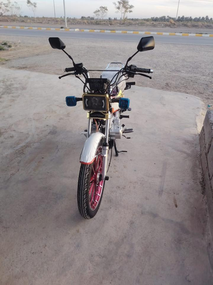 للبيع ايرني نامه برو باب اول موديل 25 مكفول أوراق كامله السع 750 ألف وبيه مجال رقم ***********
