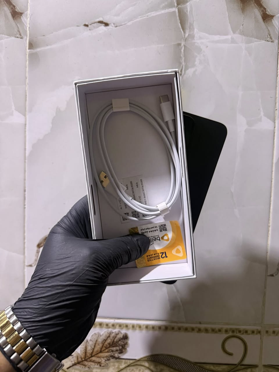 السلام عليكم
هونر x7c
ذاكرة 256 
ملحقاته كامله 
مكفول 
سعره 115 وبيه مجال بسيط للشراي للتواصل خاص او الاتصال 
***********
