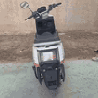 عندي دراجة شحن الريان للبيع موديل 25 بطاريات 6 حجم 32 ميزات الدراجه بي...