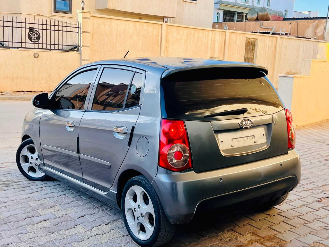 اللهم بــــاارك كيا مورنق.♥️🔥وبسعرر حرررق 🔥🔥
16.300🔥
كيف واصله 🥇
☑️الـنوع : كيا ✔️
☑️الفــئة : مورنينق✔️
☑️سعـة المحرك: 12🔥
☑️سـنة الصـنع : 2009/
ماشيه 85 الف km💎
☑️الحـالة : مُمتَــٰـازَة ✅
☑️إستيــراد كوريا 🇰🇷
☑️محرگ وكمبيووووو 10/10 🌟
☑️المميزات 🥇
☑️كراسي جلد اسود / ديسكو / حساسات اماميه خلفيه  ⤵️
☑️العيـوب : لايوجد بإدن الله❤️
☑️نـاقل الحـركة : أوتوماتــگ - Auto
☑️نـوع الوقـود : بنزيــن - Gasoline⛽️
ملاحظة (((الكربون موجود الاصلي)))
______________________
للإستفســار أگـــثــر ↘️⬇️
رقـم الهاتف :0911551483
المـكان📍 : طرابلس/


**إذا كنت صاحب هذا الإعلان وتريد حذفه لأي سبب، رجاءا أرسل رسالة إلى الدعم الفني**