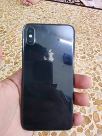 ايفون اكس • ٦٤ • شاشة مكسره