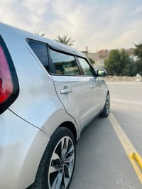 للبيع كيا صول مديل 2018 رقم بغداد أنكليزي محرك 2000 جي دي اي  مصبوغه ا...