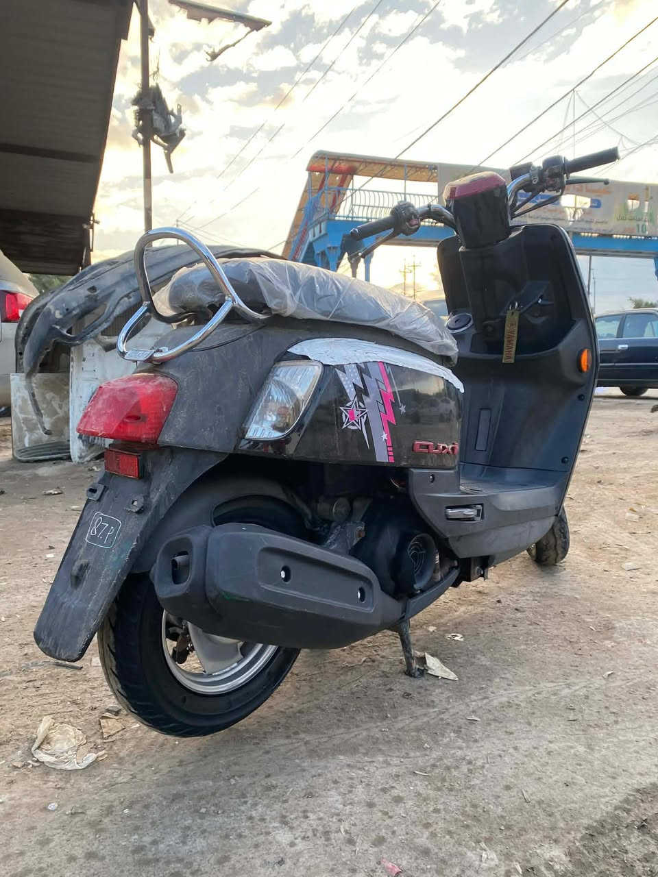 سلام عليكم    دراجه بوليس مصطره موديل.    13 كفاله عامه       السعر  مليون.   او 100او بيه مجال للشراي


**إذا كنت صاحب هذا الإعلان وتريد حذفه لأي سبب، رجاءا أرسل رسالة إلى الدعم الفني**