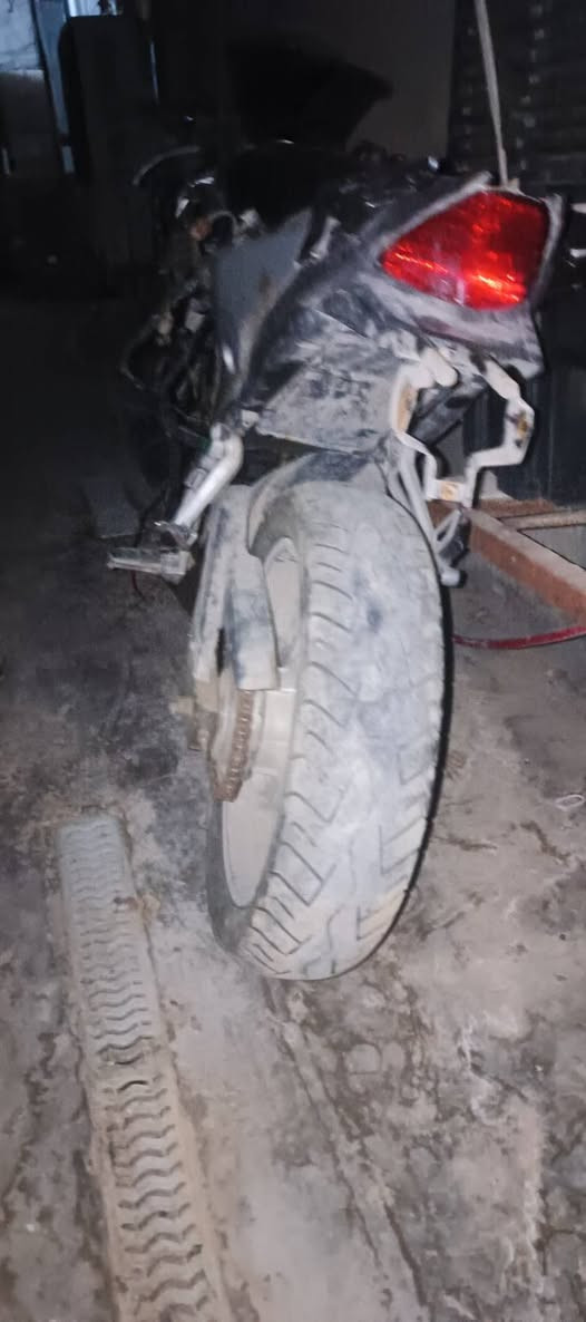 سلام عليكم كوم حديد
دراجه بطح ربع للبيع اسمهه Honda CBR250r

موديل2011

الدراجه متروكه صارلهه شهر فصختهه و تركتهه و مالي واهس اصلحهه النقص إلي بل مكينه ملف و ضفيره و عقل و باتري ضفيرتهه القديمه موجوده مكينتهه ناعمه و ما مفتوحهه

السعر 300اسعر مكاني بغداد الدوره عرب جبور أو البعيثه

 و بيهه مجال تفيد تعمير لو مال لعب الرقم *********** أخيك إذا مو شراي مو تكسر بل سعر
