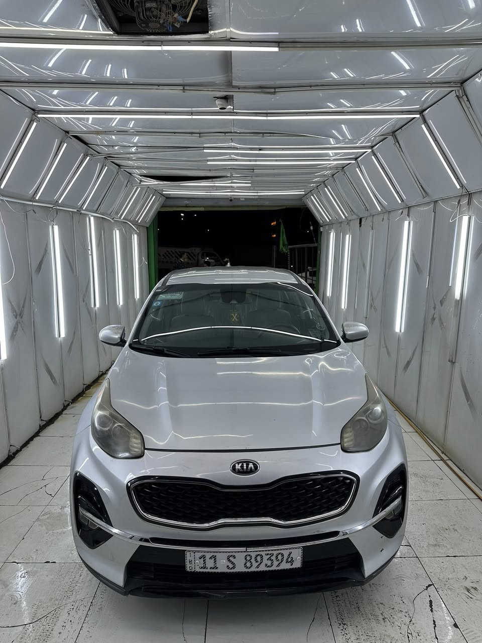 السلام عليكم 
سبورتج 2021 وارد امريكي 
رقم بغداد الدولي 
ماشية 80 الف 
كير محرك بلاديات 
حادثها جاملغ وبنيد تبديل 
والجاملغ الثاني مرشوش
بدون ضرر داخلي شرط الفحص
مواصفات السيارة واضحة بالصور
مكاني بغداد البلديات سعرها 144 ورقة
للاتصال فقط : ***********
