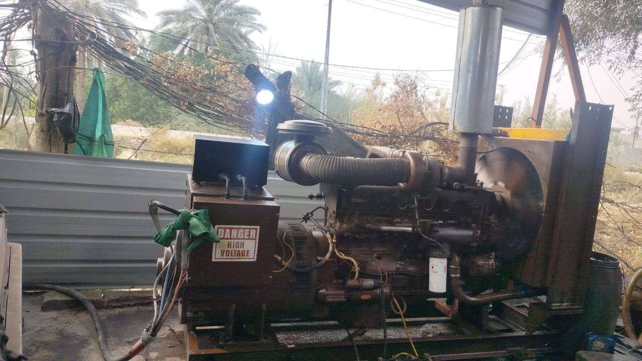 مولدة كمنز 5.5 كامشفت رفيع انجكتر عادي توليد 250كيفي جاهزه عالحمل ومكفول الشراي يتصل   ***********
***********
