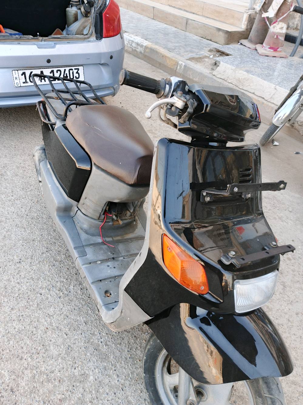 دراجه بيكم حلوه وغراض كلها جديده كفرات وكلش نظيفه سعر 250 الف
كوت داموك  