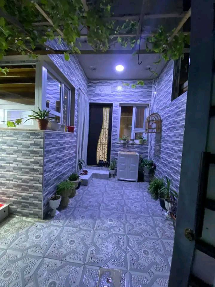 🔹دار للبيع في حي #السماح 🔹
-قرب مدرسة الامام الزهري 
- مساحة كل دار : 100 متر واجهة 5 متر
- شارع تبليط
- بناء حديث 
- سند طابو زهور 
🏠 تفاصيل كل دار :- 
الطابق الاول :غرفة نوم، هول، مطبخ ، استقبال، صحيات ، كراج 
السعر والتفاصيل .
______________________________________________
للاستفسار:- 
***********
***********
مكتب عمر النعيمي لتجارة للعقارات والمقاولات العامه نستقبل جميع العروض العقارية يوجد لدينا بناء بيوت نظام اقساط
