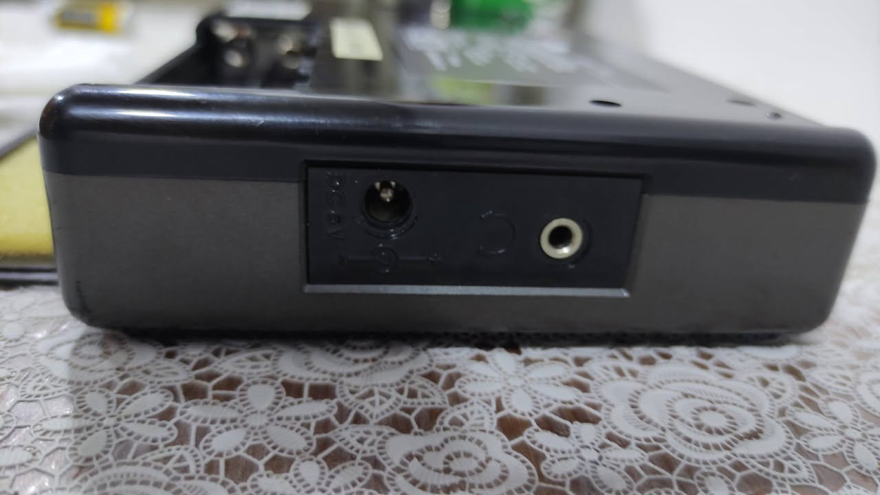 40 الف نظيف 4 موجات شغالة


**إذا كنت صاحب هذا الإعلان وتريد حذفه لأي سبب، رجاءا أرسل رسالة إلى الدعم الفني**