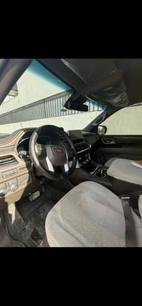 جمسي يوكن 2024  slt   مكفولة رقم اربيل  ماشية ٥٧ الف   ضمان وكالة المن...