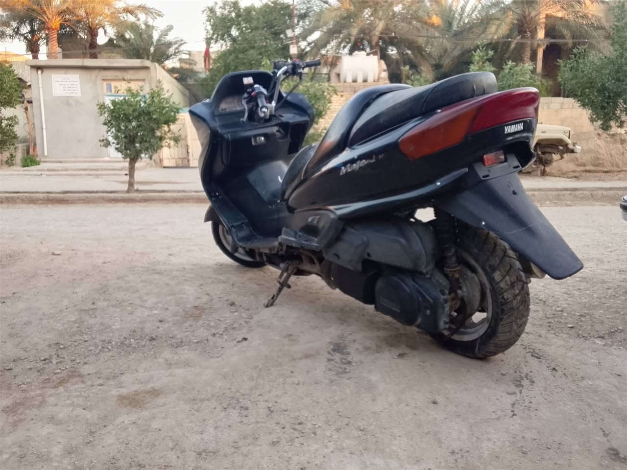 السلام عليكم ماجسته دبل رون دراجه خير من الله محرك لا صوت لا تبخير ولا نضوح  دراجه نقص لايت او بك لايت وشاير واكفه او كيج الحماوه ما يشتغل تايراتها تخم دراجه نكره سلف بكل وقت شلعه او معدل شرط سعر 300 للاستفسار *********** مكان قرب بسمايه
