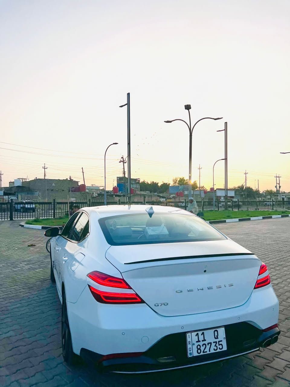 جينسس g702023فول مواصفات للاخير داخل ابيض تخم تاير جديد حداديه جديه سياره نضيفه كفاله من ضربه القويه فقط كلين صفحه والباقي كفاله بدون معجون رقم بغداد بسمي للستفسار ***********
