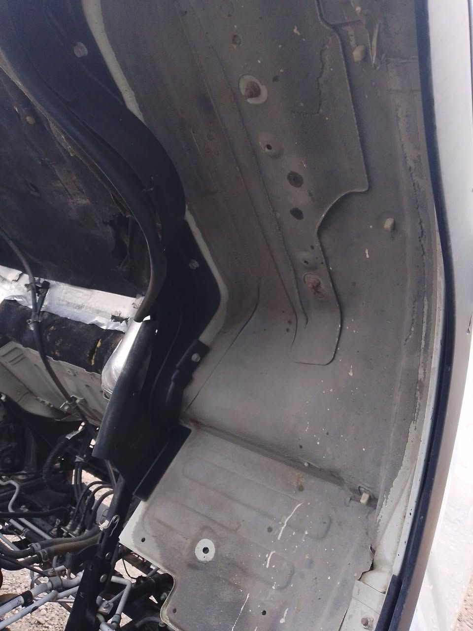 کنتر مودیل 2016 بدون سبوخ محرک گیر مامفتوح موحسن جام کارە بایی تایرات محوە رسیارە مال کوردی 
نفس شرکە مکفول عامە 
مکان سیارە سلیمانیە 
***********
***********
