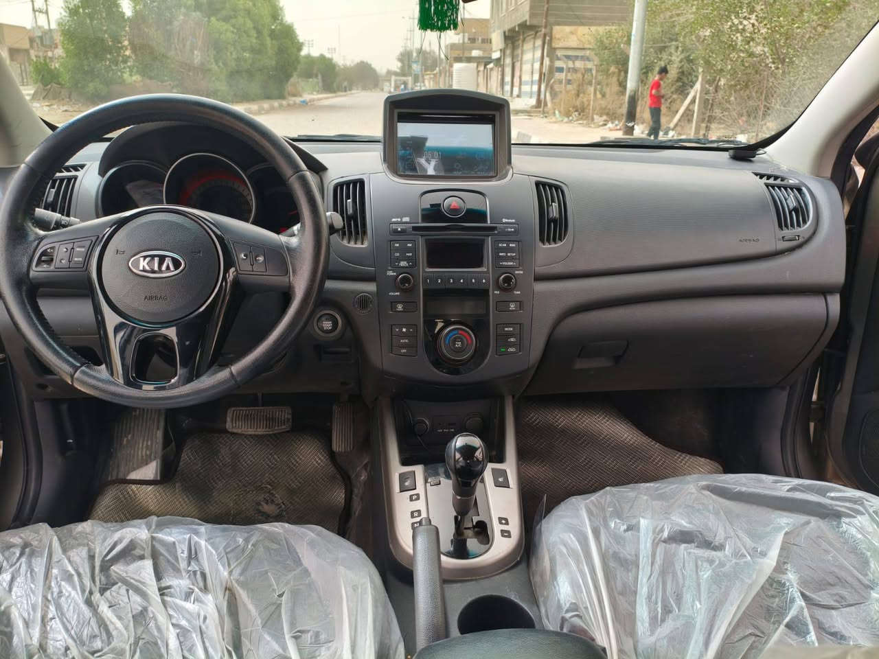 كيا سيراتو فول مواصفات
فتحه بصمه اشاره مرئي 

كصه جنطه كاز متوم جاهزه،،

***********
