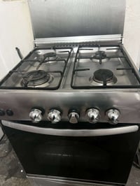 طباخ • ٤عيون