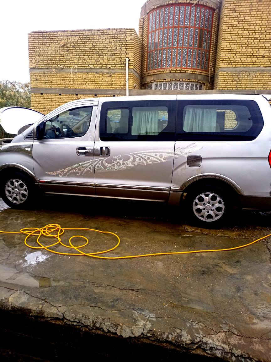 ستاركس مفتوحه ٩ رقم نكليزي مكفوله فقط جاملغ امامي جهة السائق بدون داخل مكينه ظعيفه طخم تاير كير اكسن تبريد ثلج لا خياس ولا صبغ ***********
