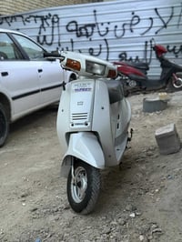 دراجة منت سرعتهة 60مكفولة صار. شهر من نازلة من الرمبة  سعرهة 650 وبيها...