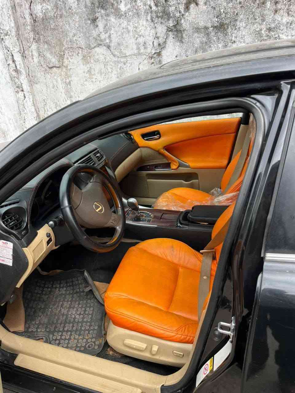Toyota Lexus iS250
Full option
Price 4million Douala, Cameroun


**إذا كنت صاحب هذا الإعلان وتريد حذفه لأي سبب، رجاءا أرسل رسالة إلى الدعم الفني**